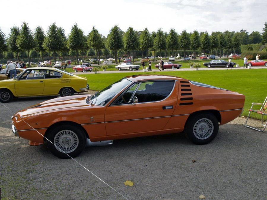  Alfa Romeo Montreal (105.64) 1970 года  (фото 11 из 63)